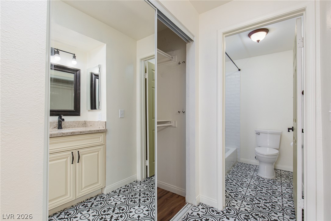 231 West Horizon Ridge Parkway 328 Henderson NV 89012