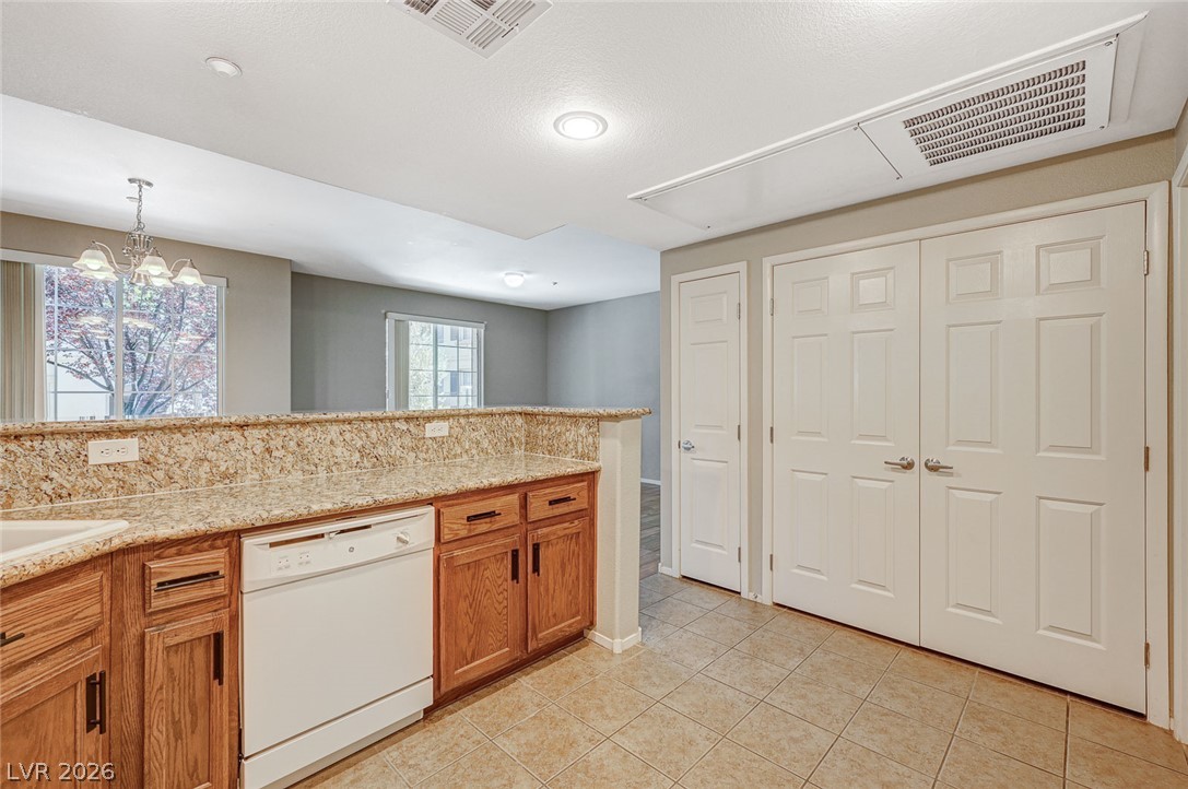 50 Aura De Blanco Street 19103 Henderson NV 89074