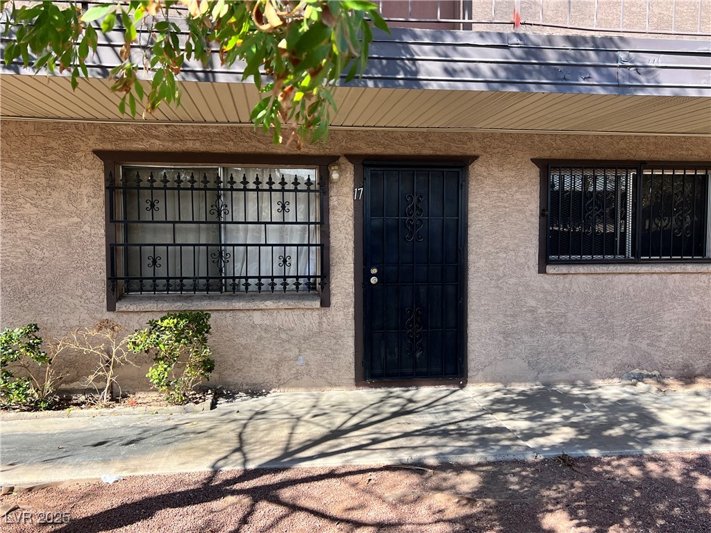 3720 Royal Crest Street 16 & 17 Las Vegas NV 89119