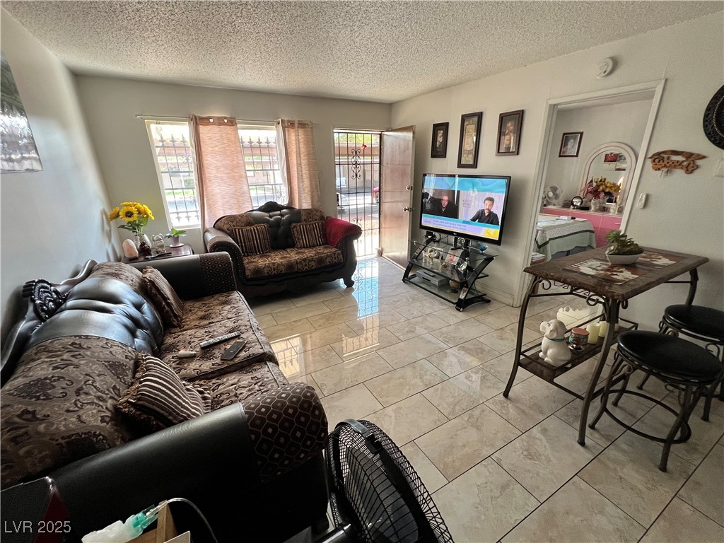 3720 Royal Crest Street 16 & 17 Las Vegas NV 89119