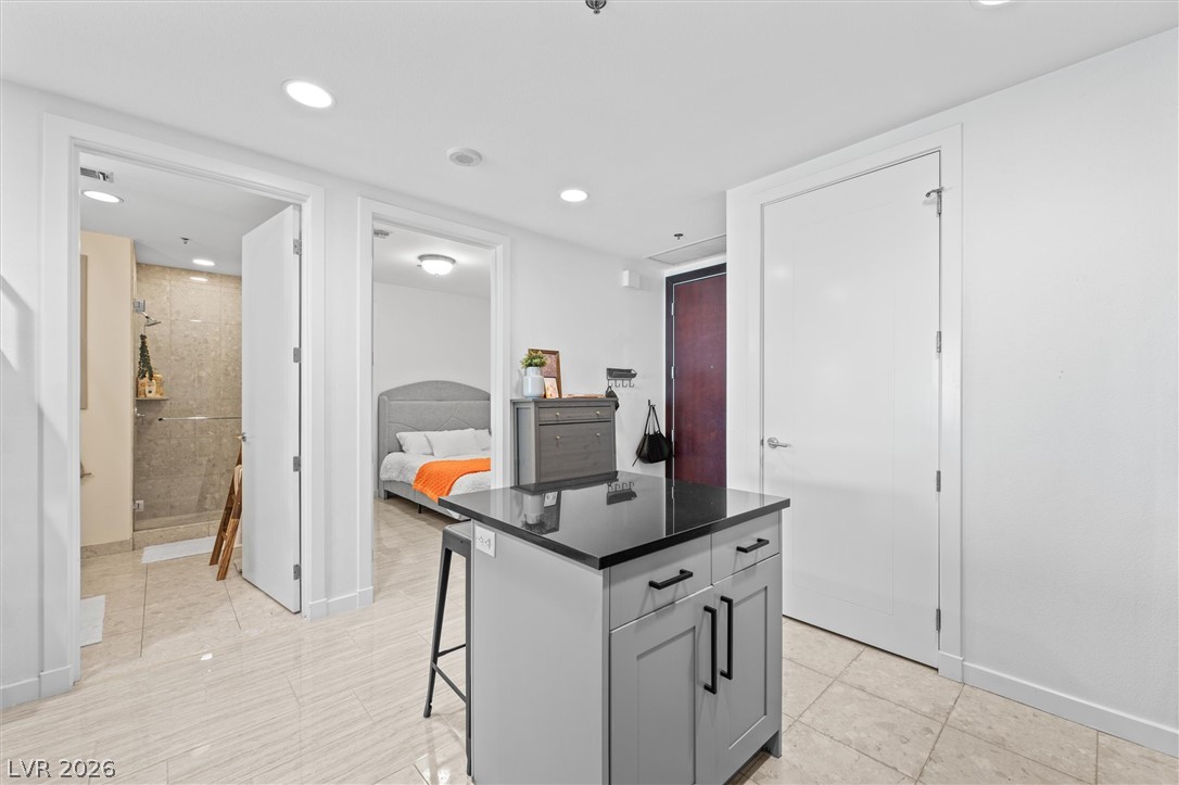 4525 Dean Martin Drive 1111 Las Vegas NV 89103