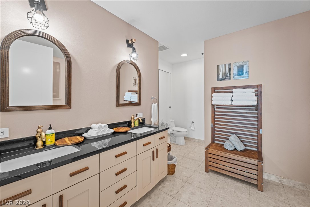 4525 Dean Martin Drive 1111 Las Vegas NV 89103