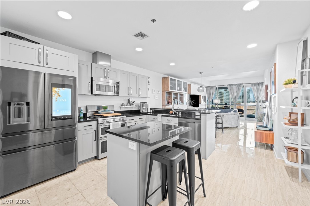 4525 Dean Martin Drive 1111 Las Vegas NV 89103