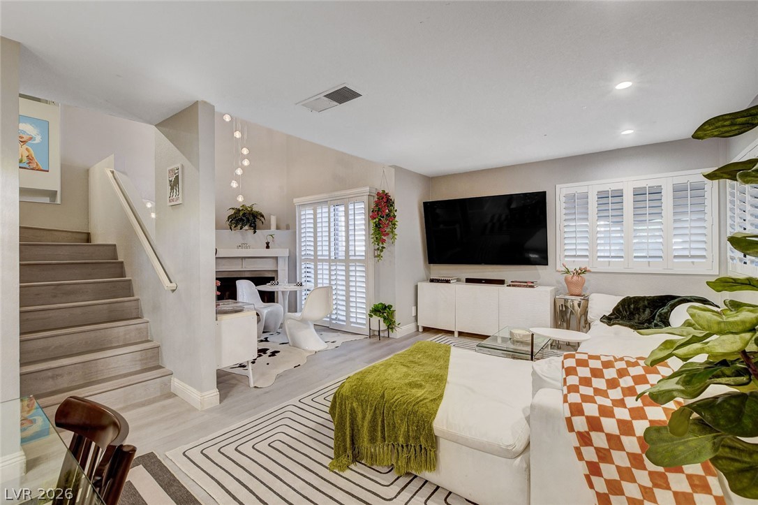 4425 Woodpine Drive 105 Las Vegas NV 89119