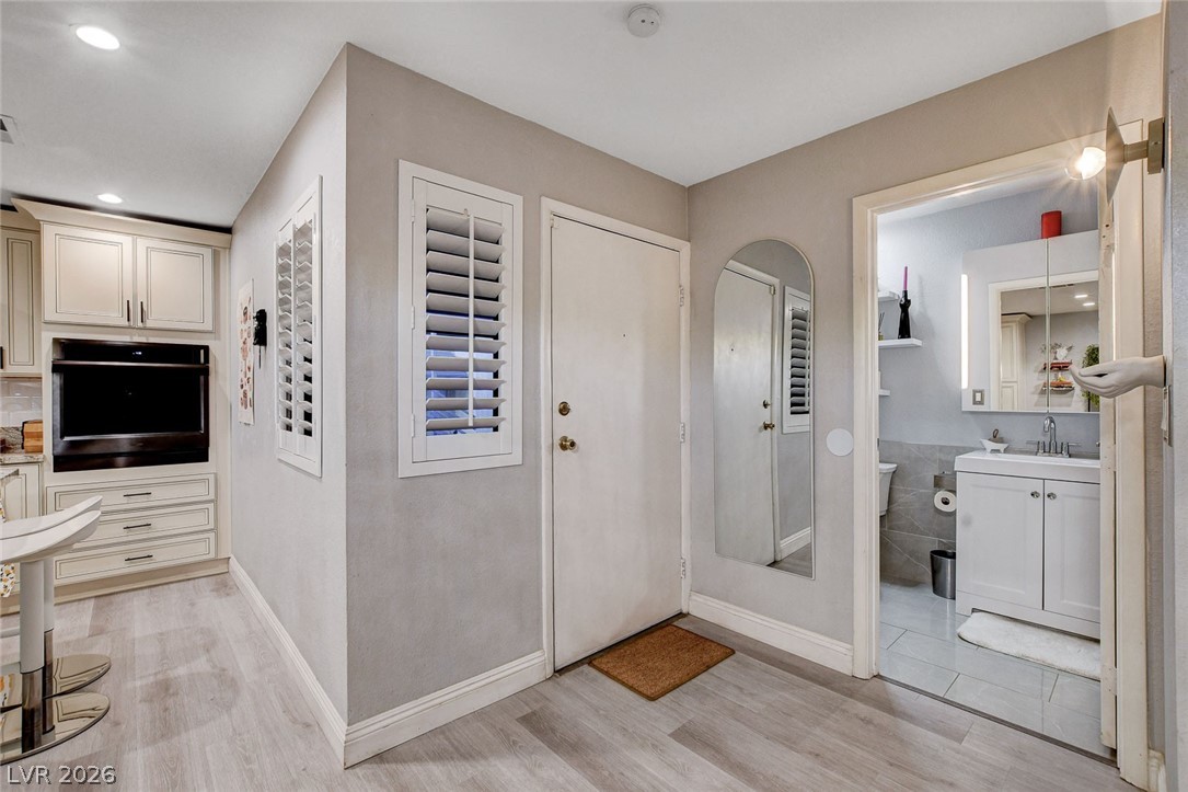 4425 Woodpine Drive 105 Las Vegas NV 89119