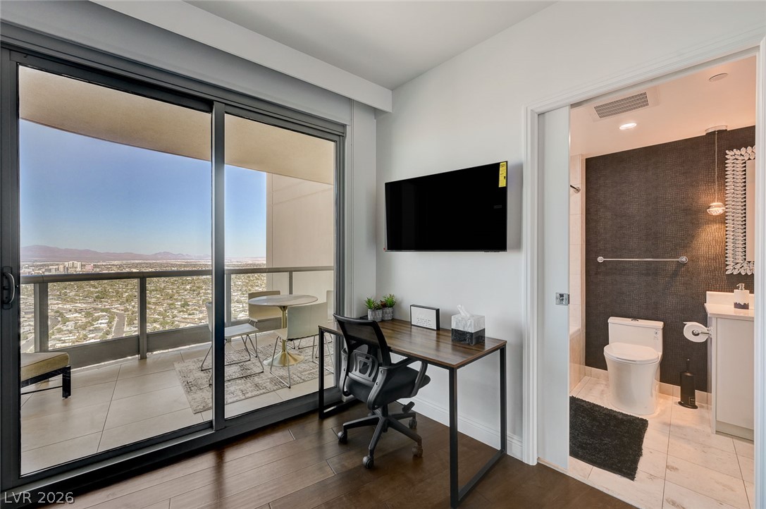 222 Karen Avenue 3301 Las Vegas NV 89109