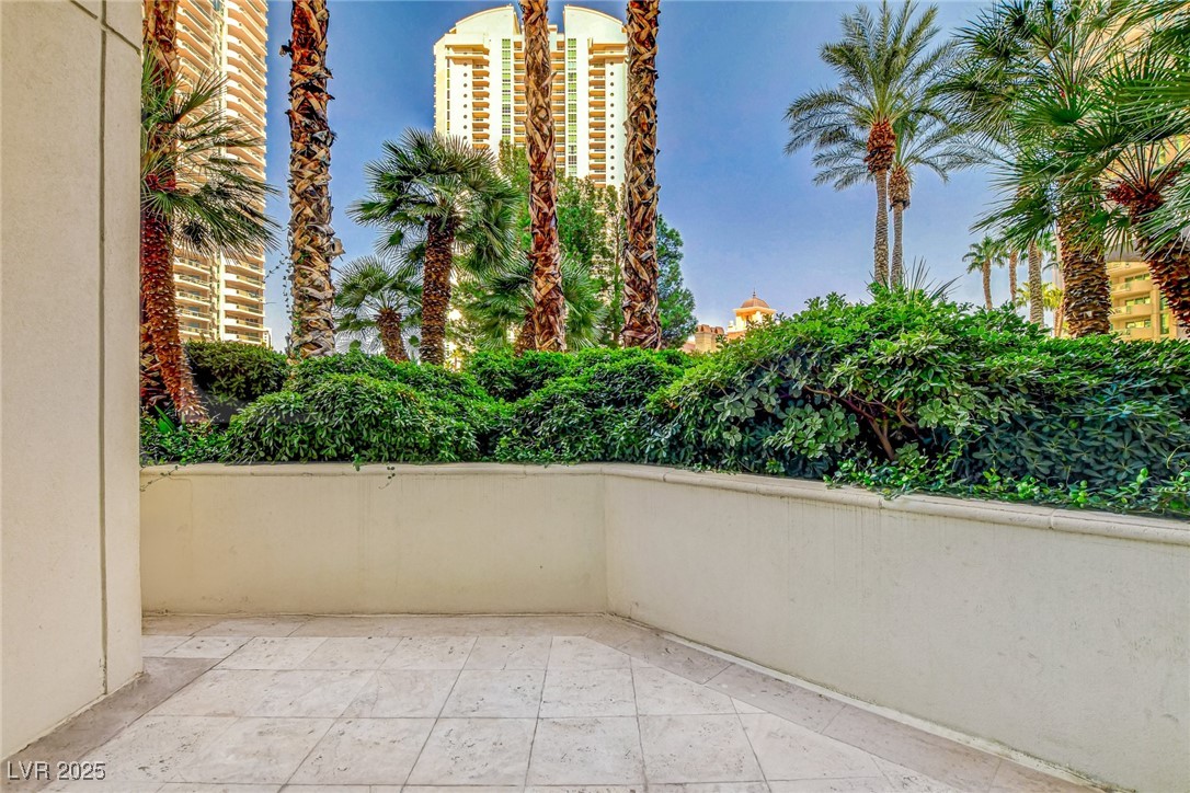 2877 Paradise Road 104 Las Vegas NV 89109