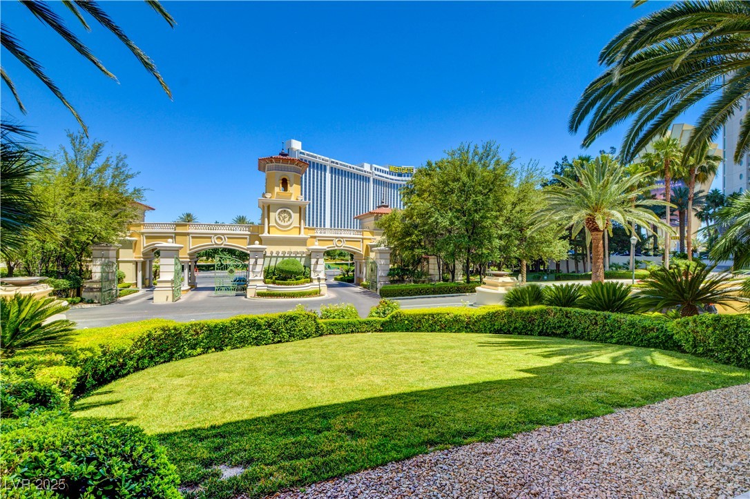 2877 Paradise Road 104 Las Vegas NV 89109