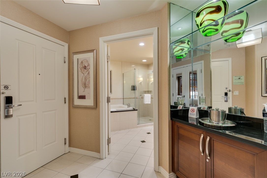 135 East Harmon Avenue 1817 Las Vegas NV 89109