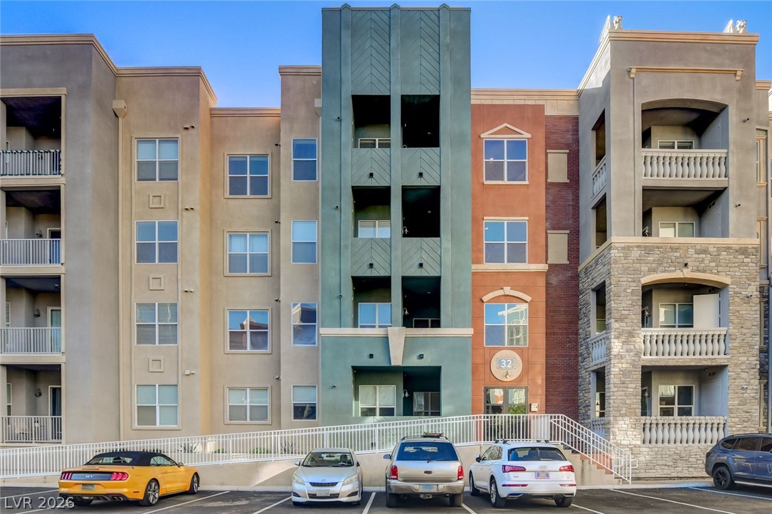 32 East Serene Avenue 302 Las Vegas NV 89123