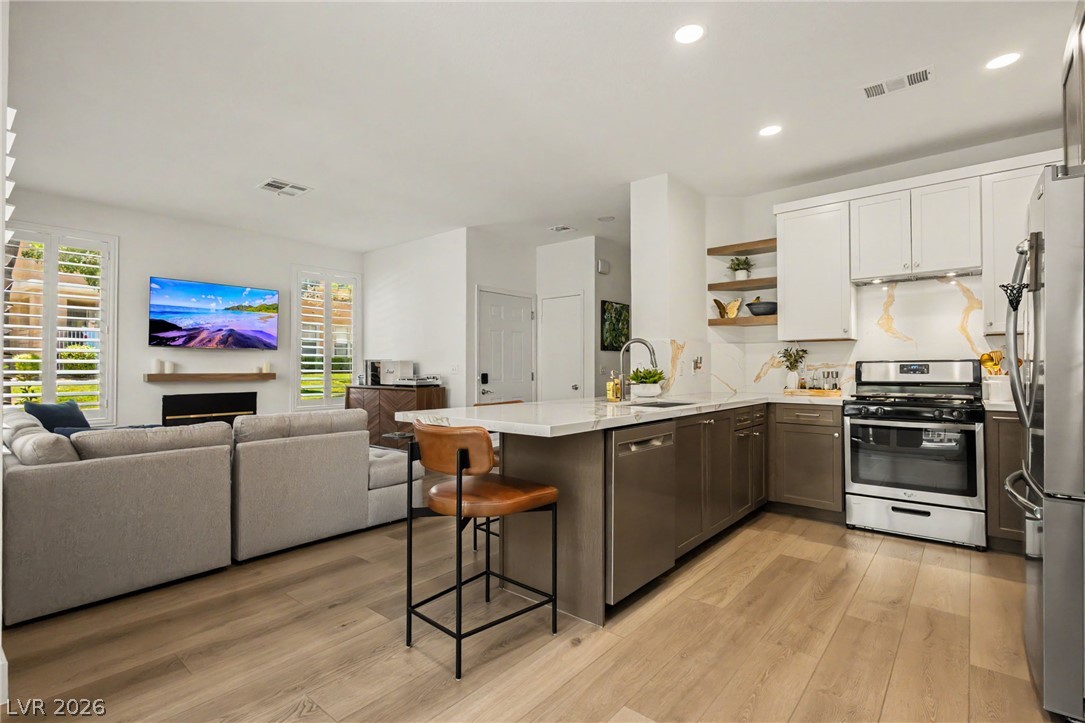 251 South Green Valley Parkway 5514 Henderson NV 89012