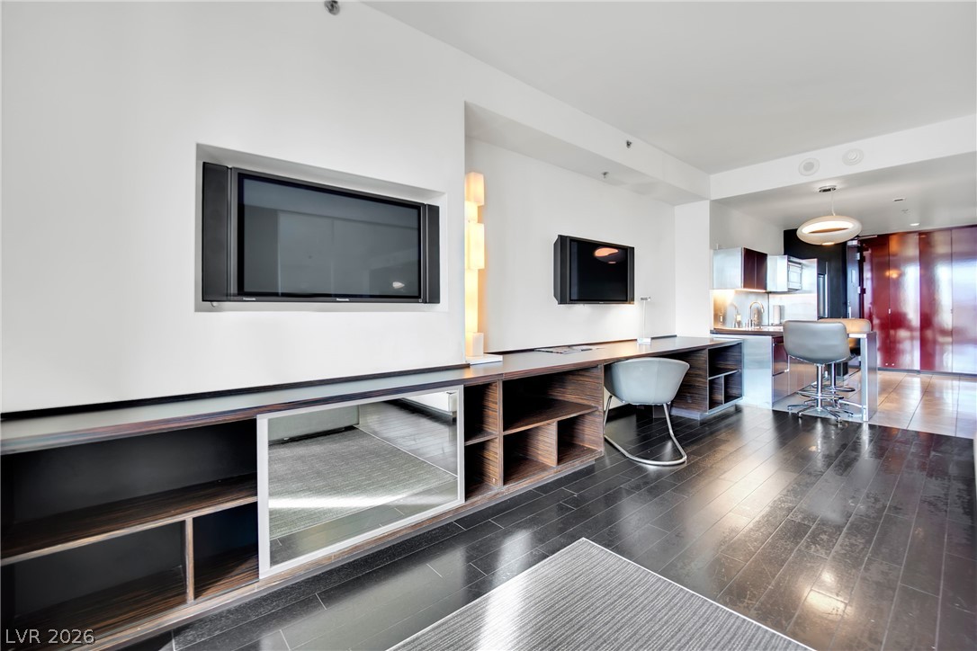 4381 West Flamingo Road 1903 Las Vegas NV 89103