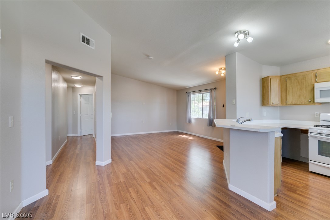 1881 West Alexander Road 2062 North Las Vegas NV 89032