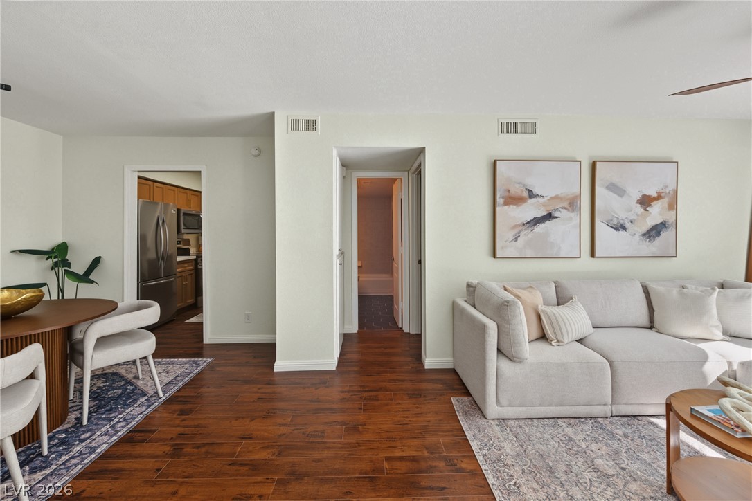 650 Oakmont Avenue 2113 Las Vegas NV 89109