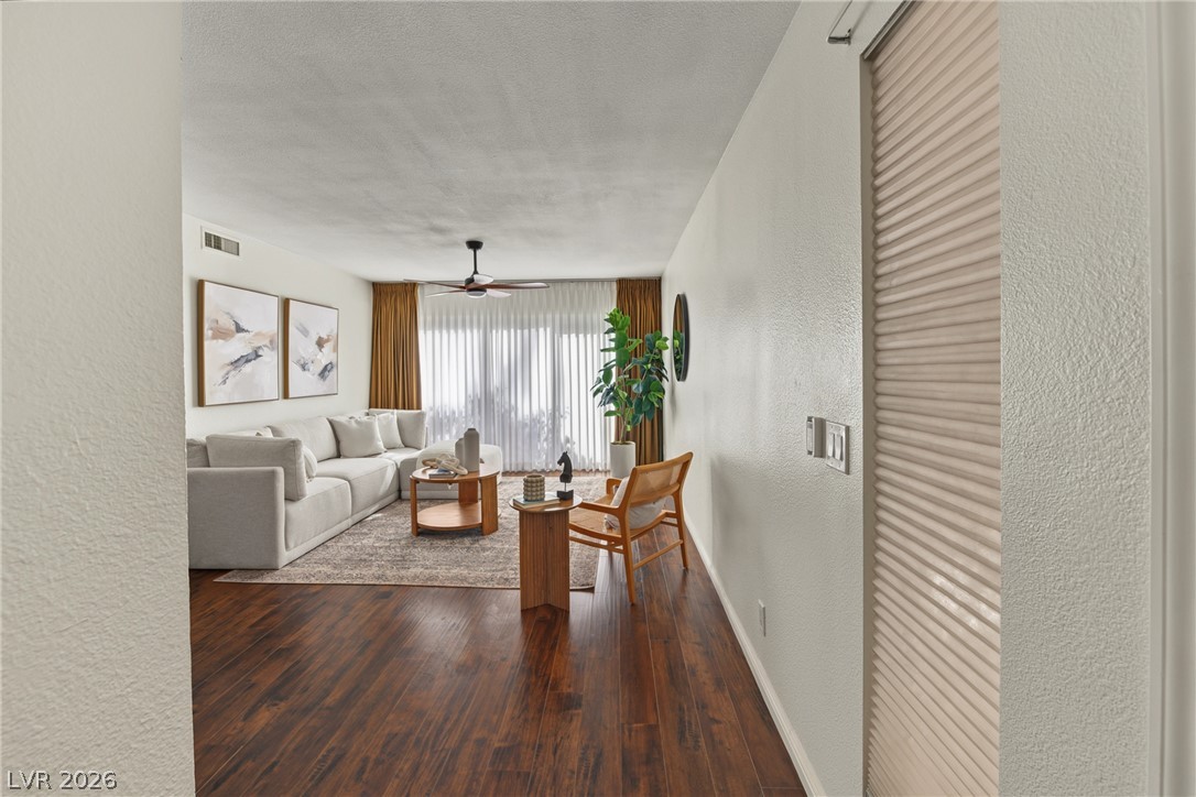 650 Oakmont Avenue 2113 Las Vegas NV 89109