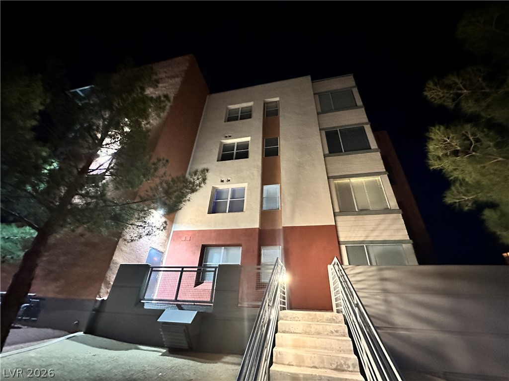 19 East Agate Avenue 305 Las Vegas NV 89123