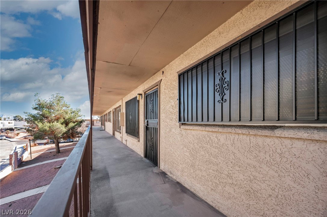 605 South Royal Crest Circle 9 Las Vegas NV 89169