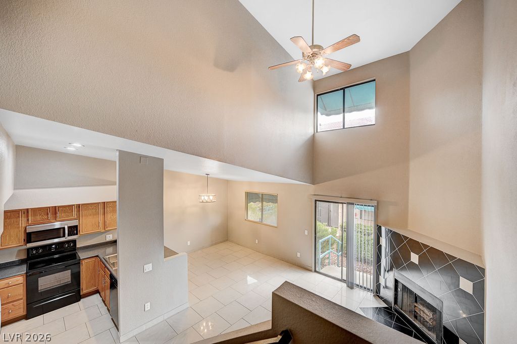 2191 Pinetop Lane 104 Las Vegas NV 89119