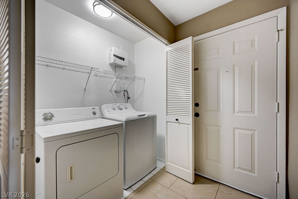 2191 Pinetop Lane 104 Las Vegas NV 89119