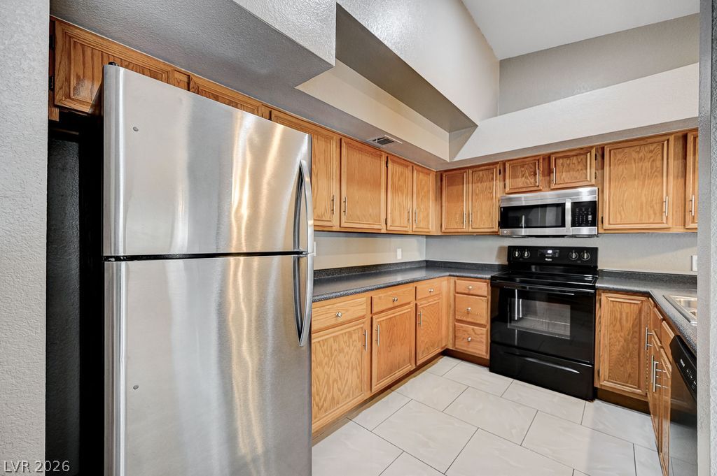 2191 Pinetop Lane 104 Las Vegas NV 89119