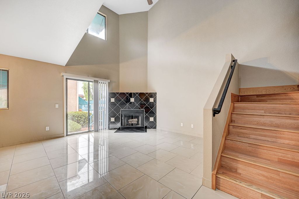 2191 Pinetop Lane 104 Las Vegas NV 89119