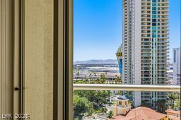 2747 Paradise Road 1403 Las Vegas NV 89109