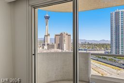 2747 Paradise Road 1403 Las Vegas NV 89109