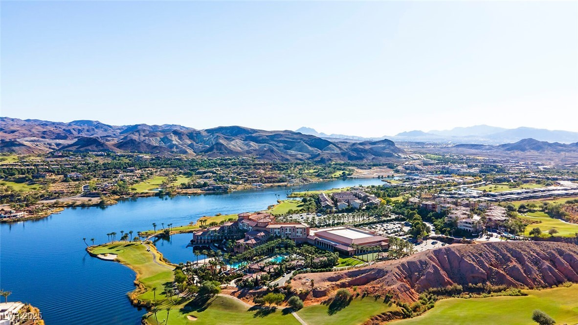 32 Via Vasari 103 Henderson NV 89011