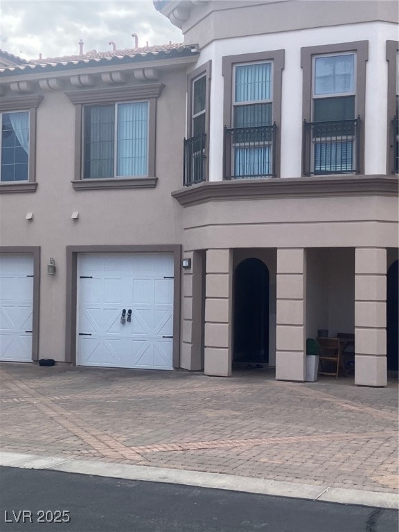 32 Via Vasari 103 Henderson NV 89011