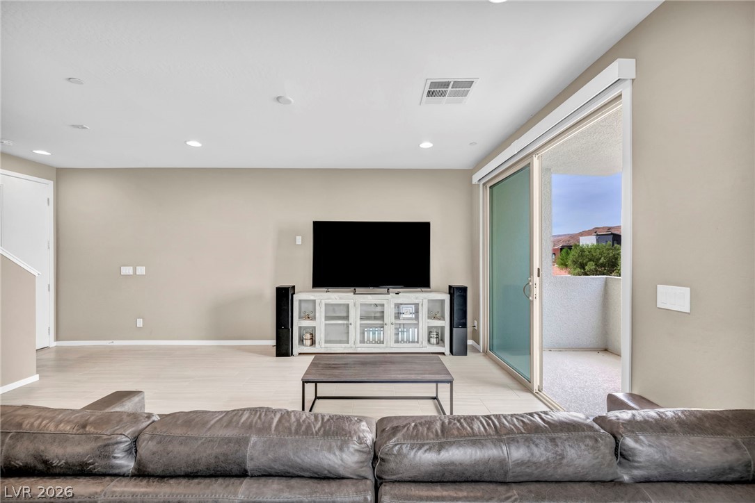 11238 Essence Point Avenue 202 Las Vegas NV 89135