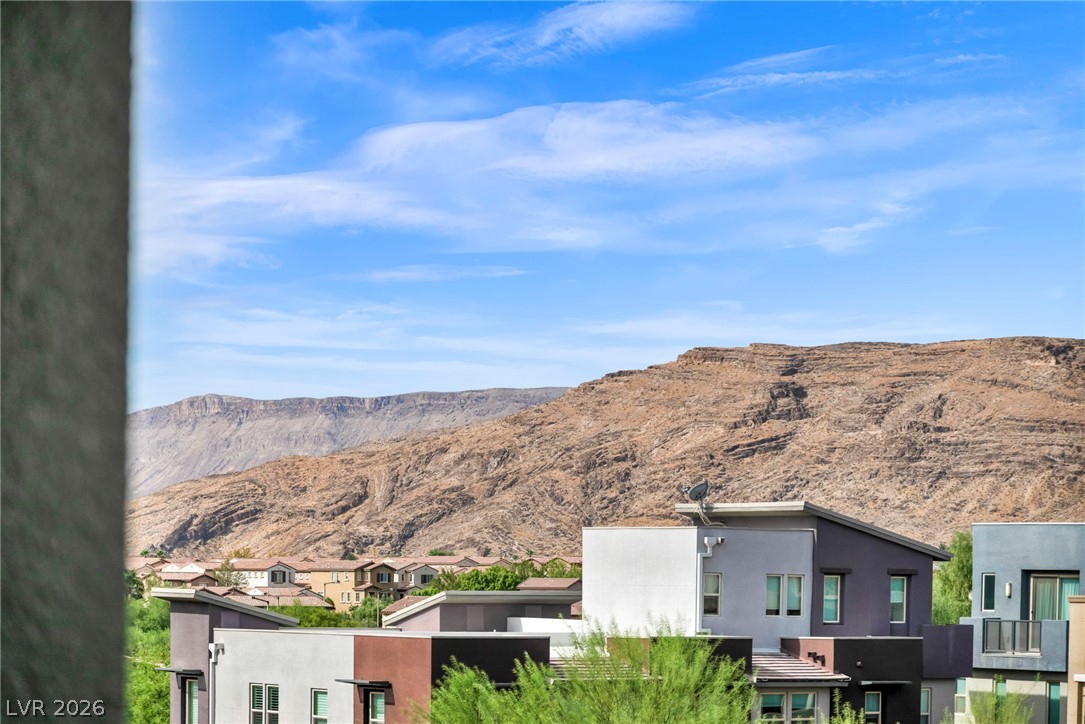 11238 Essence Point Avenue 202 Las Vegas NV 89135