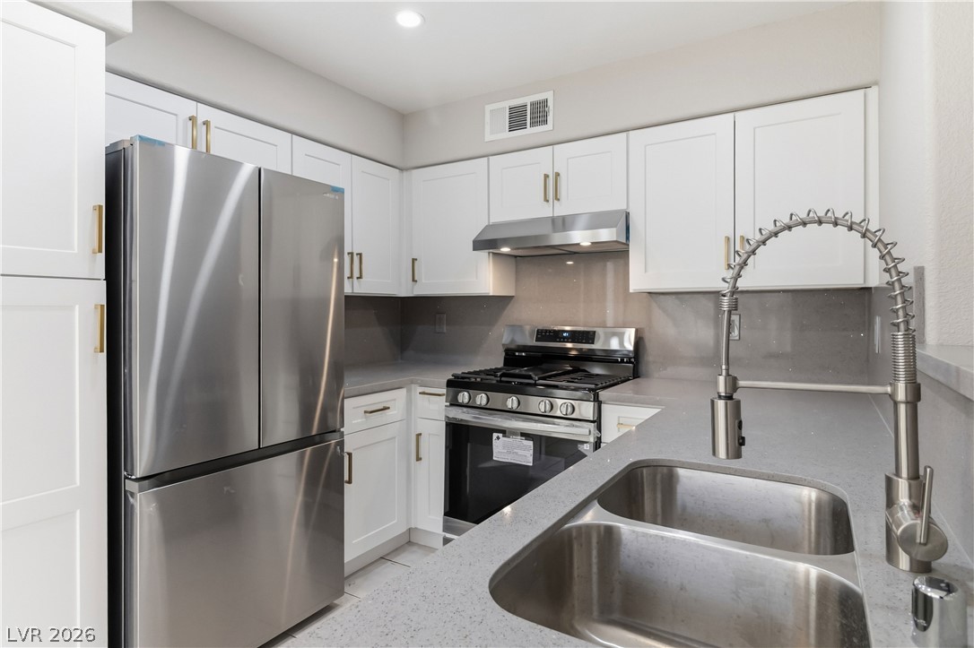 3144 Tarpon Drive 204 Las Vegas NV 89120