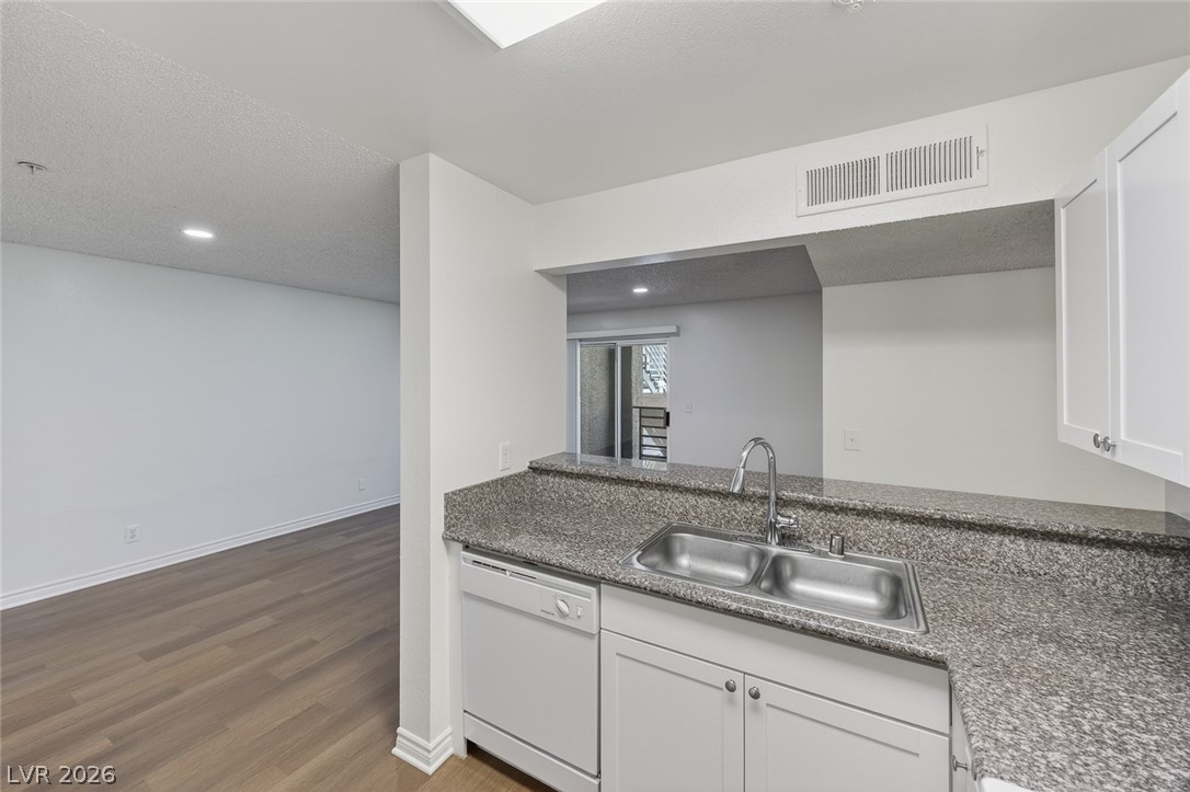 2121 Blue Breeze Drive 106 Las Vegas NV 89128