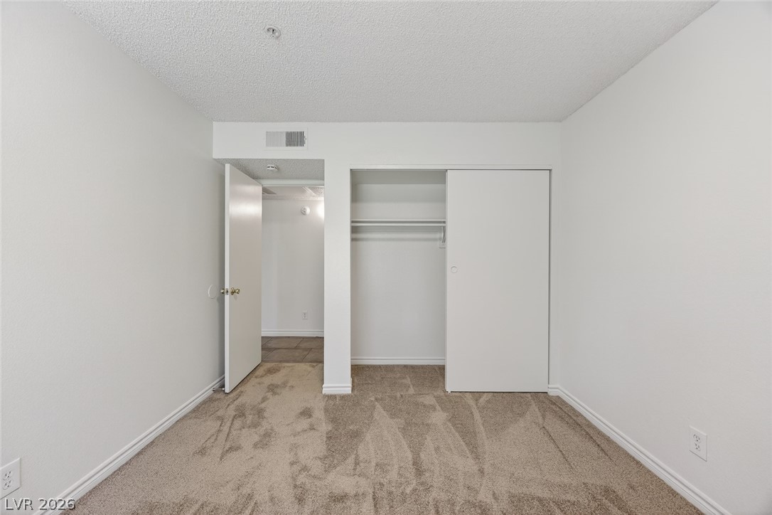 2121 Blue Breeze Drive 106 Las Vegas NV 89128