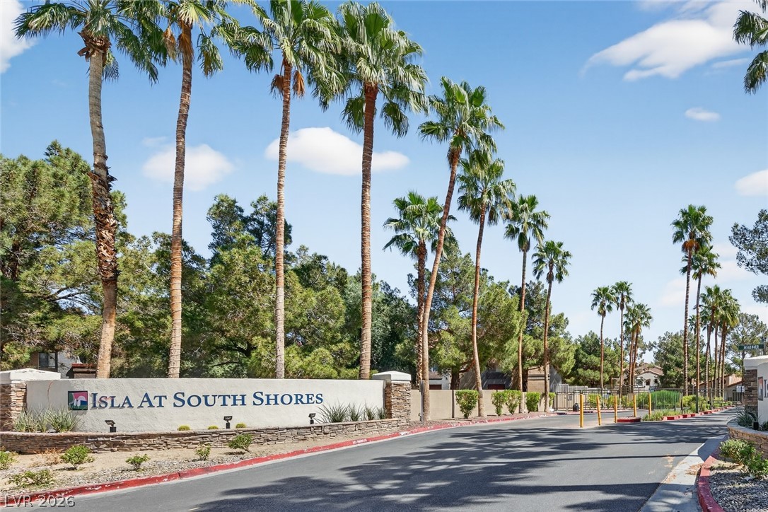 2121 Blue Breeze Drive 106 Las Vegas NV 89128
