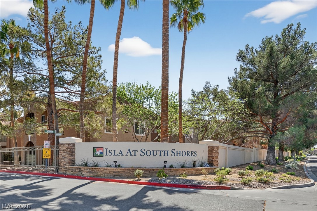 2121 Blue Breeze Drive 106 Las Vegas NV 89128