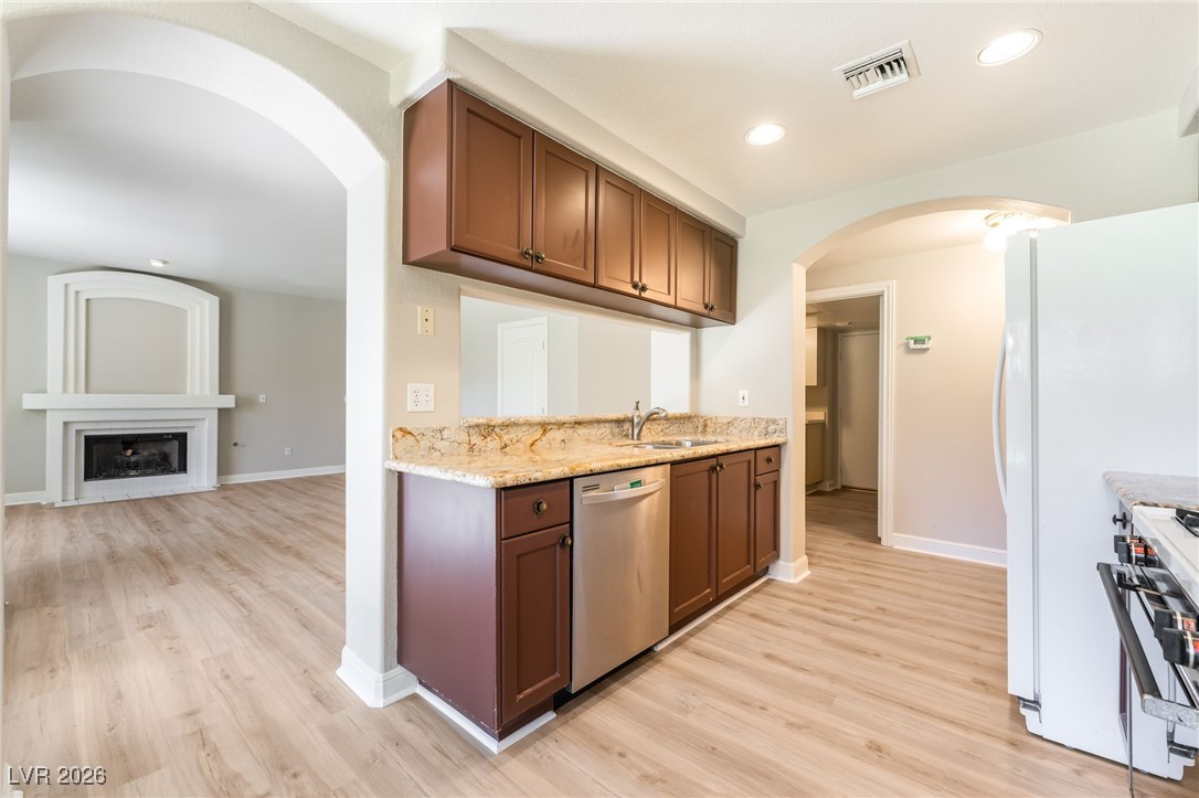 7629 Valley Green Drive 101 Las Vegas NV 89149