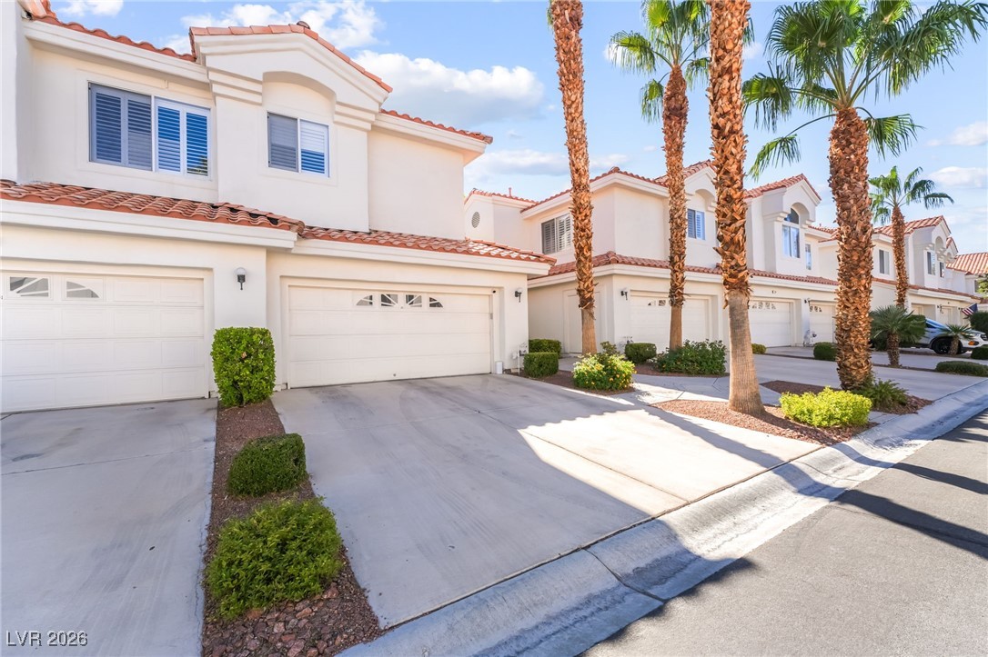 7629 Valley Green Drive 101 Las Vegas NV 89149