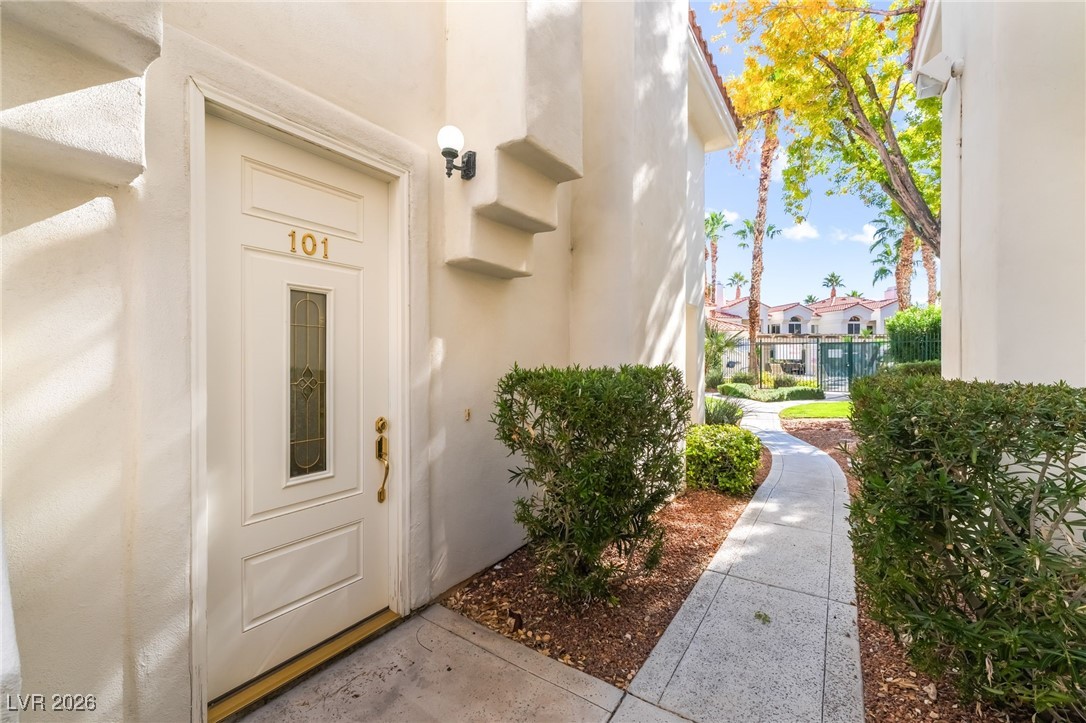 7629 Valley Green Drive 101 Las Vegas NV 89149