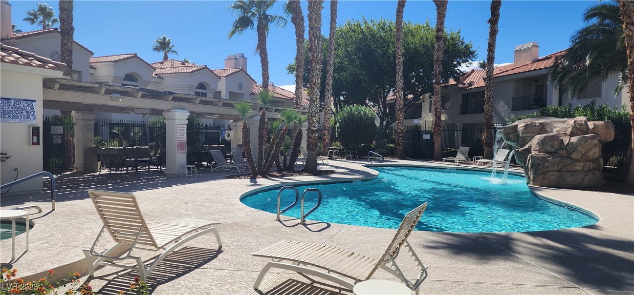 7629 Valley Green Drive 101 Las Vegas NV 89149
