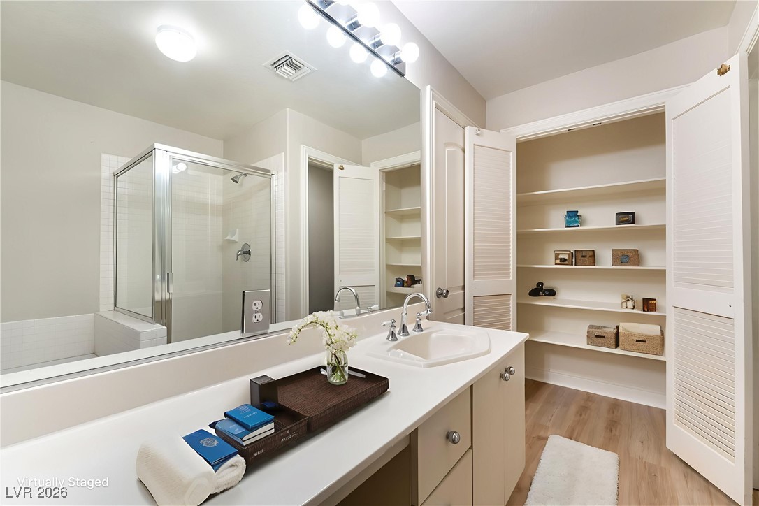 7629 Valley Green Drive 101 Las Vegas NV 89149