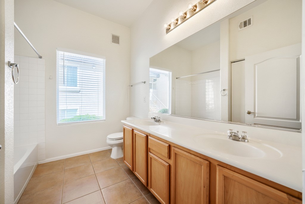 3544 Desert Cliff Street 103 Las Vegas NV 89129