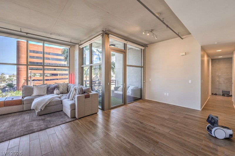 353 East Bonneville Avenue 379 Las Vegas NV 89101