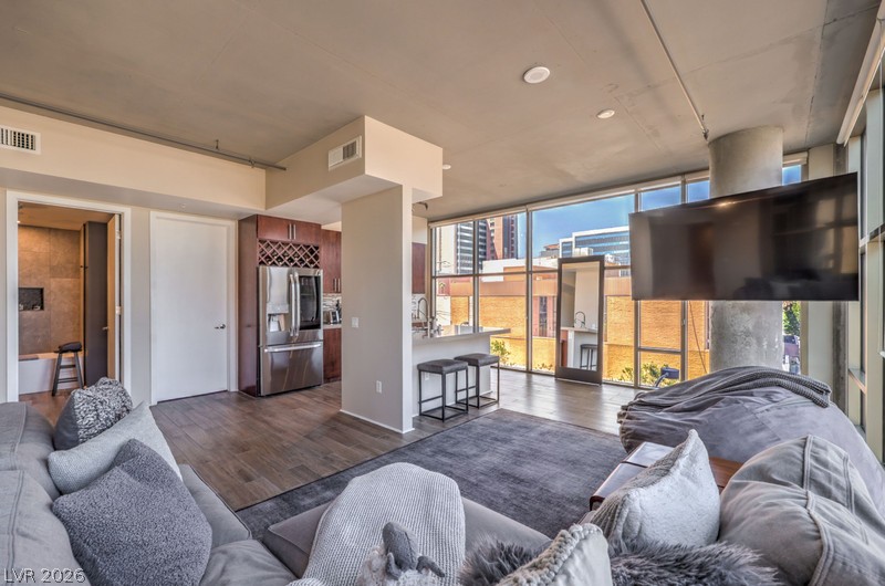 353 East Bonneville Avenue 379 Las Vegas NV 89101