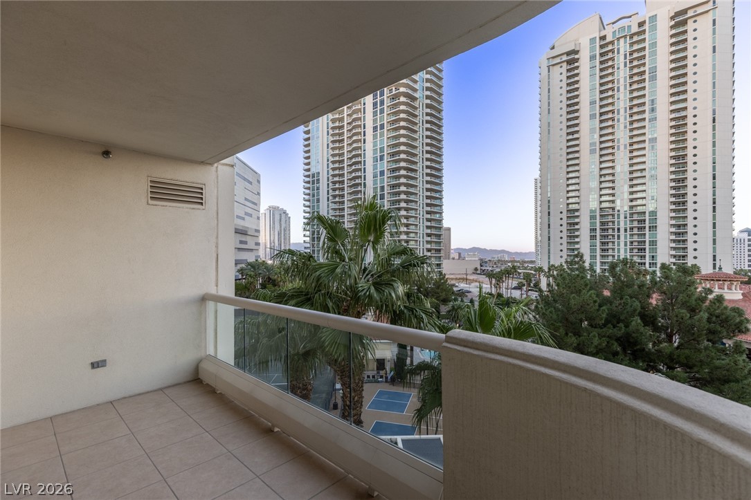 2877 Paradise Road 504 Las Vegas NV 89109