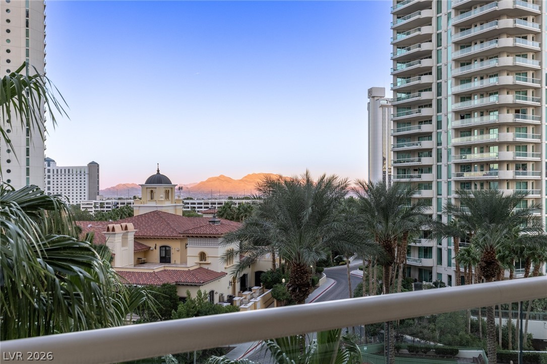 2877 Paradise Road 504 Las Vegas NV 89109