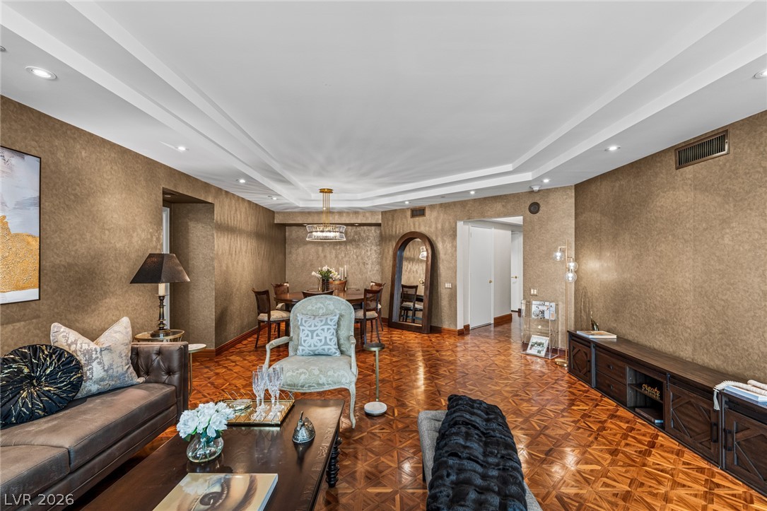 2877 Paradise Road 504 Las Vegas NV 89109