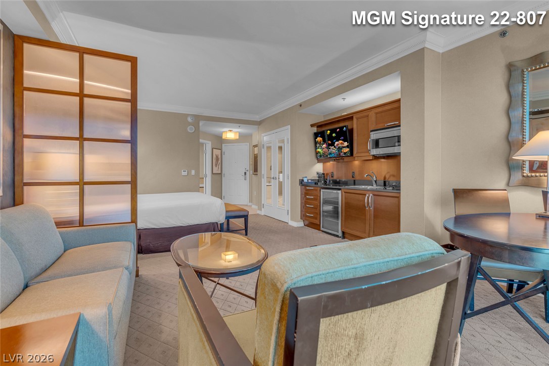 125 East Harmon Avenue 2207 Las Vegas NV 89109