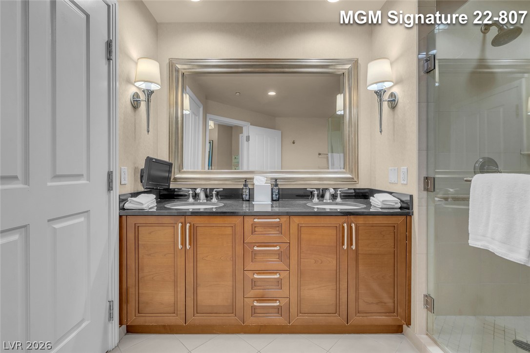 125 East Harmon Avenue 2207 Las Vegas NV 89109