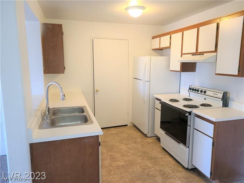 221 Mission Catalina Lane 202 Las Vegas NV 89107